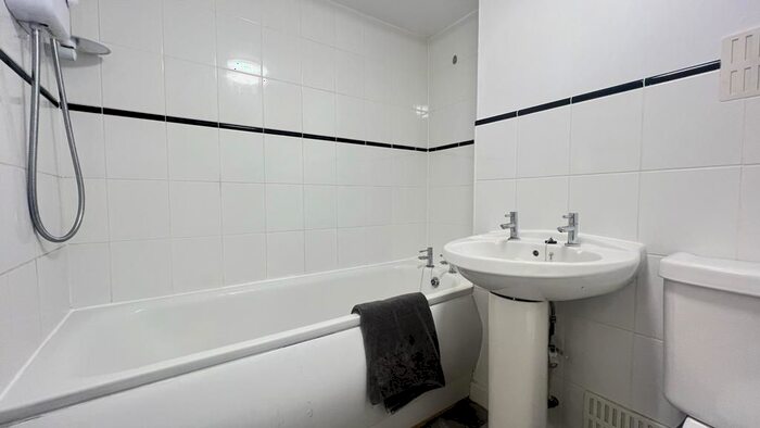 1 Bedroom Flat To Rent In Walter Street, Dennistoun, Glasgow, G31
