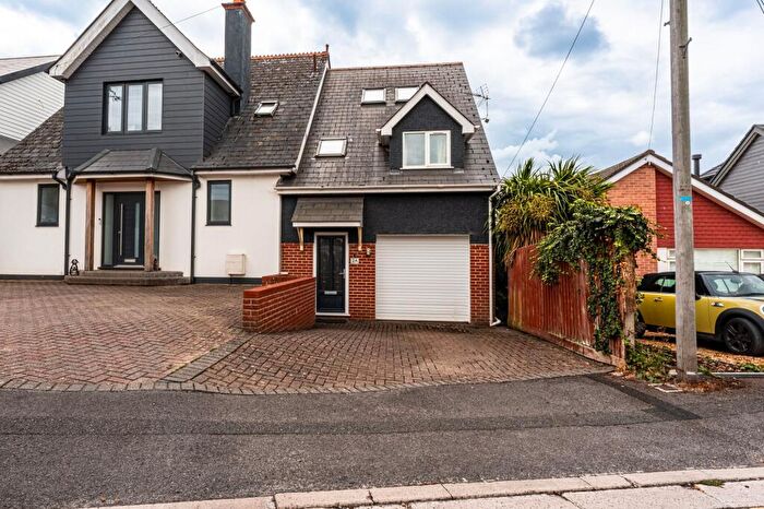 4 Bedroom Semi-Detached House For Sale In Beaulieu Avenue, Christchurch, BH23