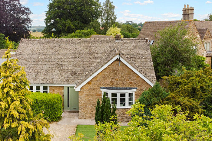 4 Bedroom Detached House For Sale In Church Street, Beckington, BA11