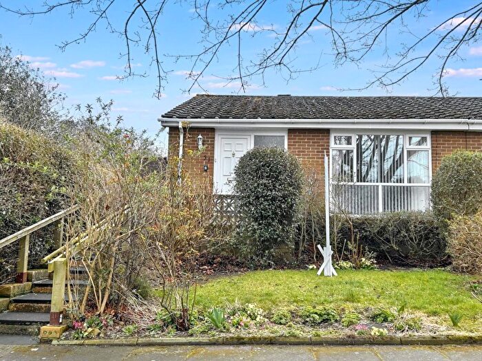 2 Bedroom Semi-Detached Bungalow For Sale In Glenhurst Drive, Whickham, Newcastle Upon Tyne, Tyne And Wear, NE16