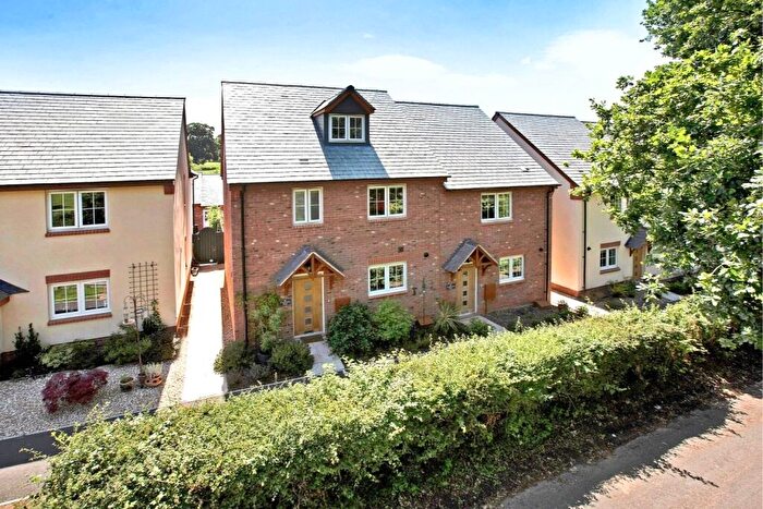 4 Bedroom Semi-Detached House For Sale In Clyst St. George, Exeter, EX3