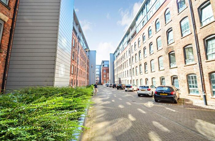 2 Bedroom Flat To Rent In Block The Hicking Building, Queens Road, Nottingham, NG2