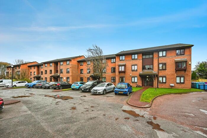 2 Bedroom Apartment For Sale In Minster Court, Liverpool, Merseyside, L7