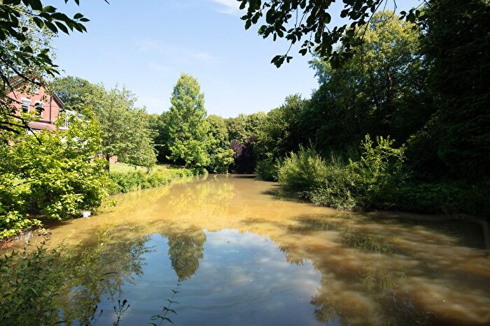 2 Bedroom Flat To Rent In Carlton Road, Godstone, RH9