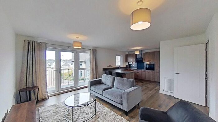 2 Bedroom Flat To Rent In Poppy Cruick, Edinburgh, Midlothian, EH4