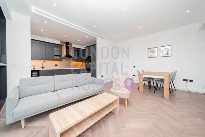 2 Bedroom Apartment To Rent In Merino Gardens London, E1W