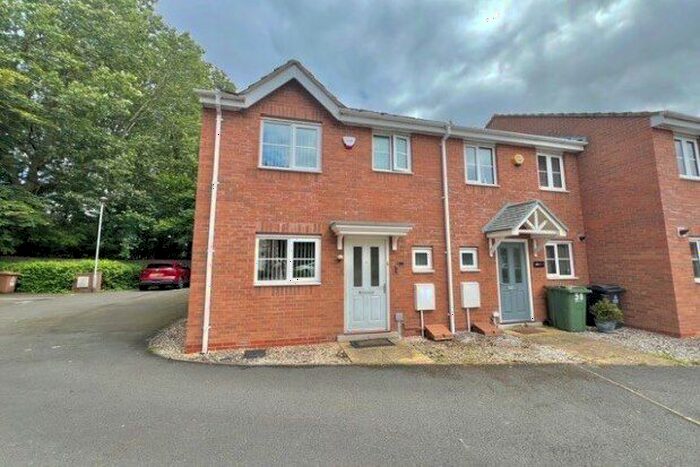 3 Bedroom Property To Rent In Rough Brook Road, Walsall, WS4