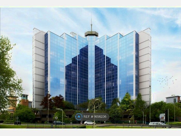 1 Bedroom Flat To Rent In Churchill Place, Basingstoke, RG21