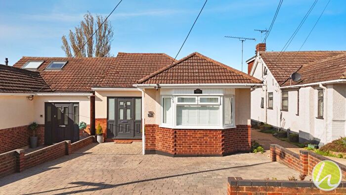 3 Bedroom Property For Sale In Hillcrest Road, Horndon-On-The-Hill, SS17