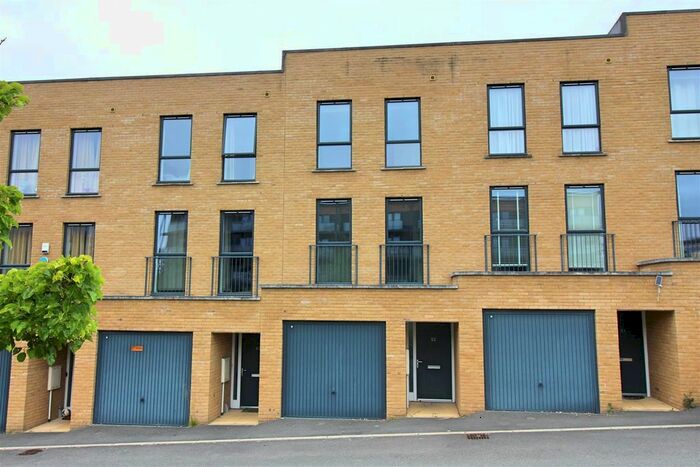 3 Bedroom Town House To Rent In Studio Way, Borehamwood, WD6