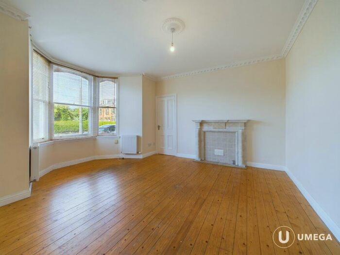 2 Bedroom Flat To Rent In Alderbank Terrace, Shandon, Edinburgh, EH11