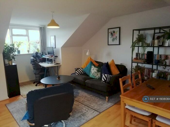 1 Bedroom Flat To Rent In London, London, SE6