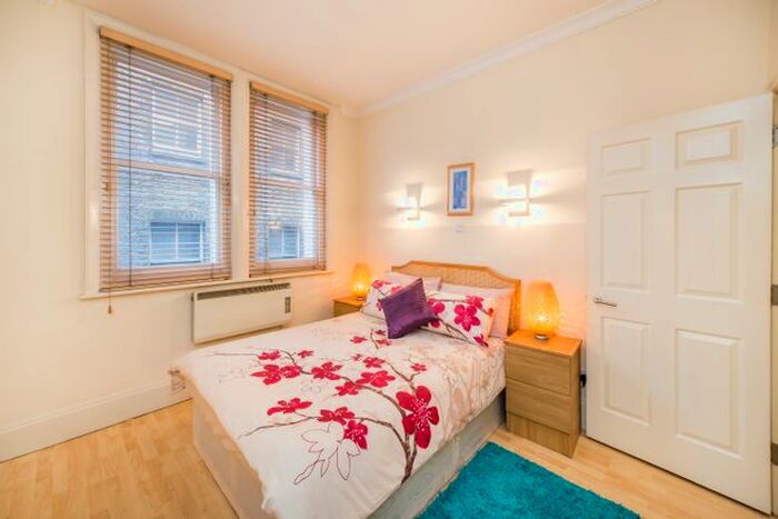 1 Bedroom Flat To Rent In White Horse Street, London, W1J