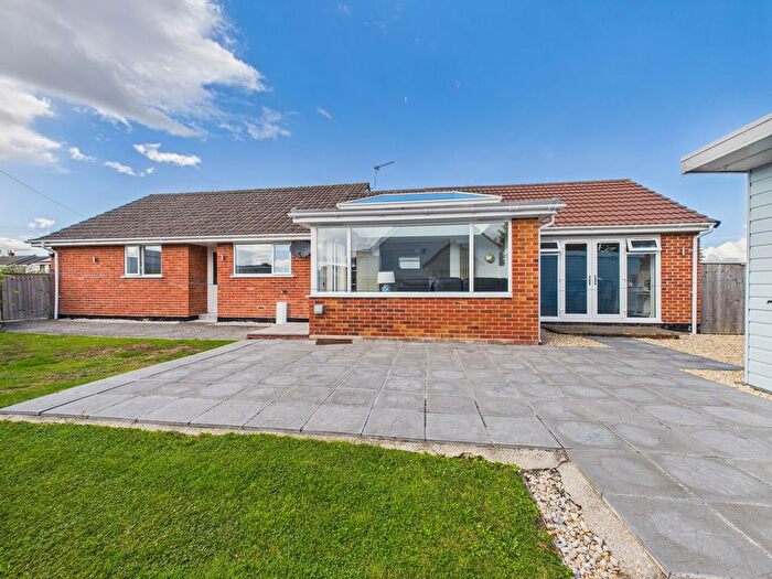 4 Bedroom Semi-Detached Bungalow For Sale In Newlyn Crescent, Bridgwater, TA7