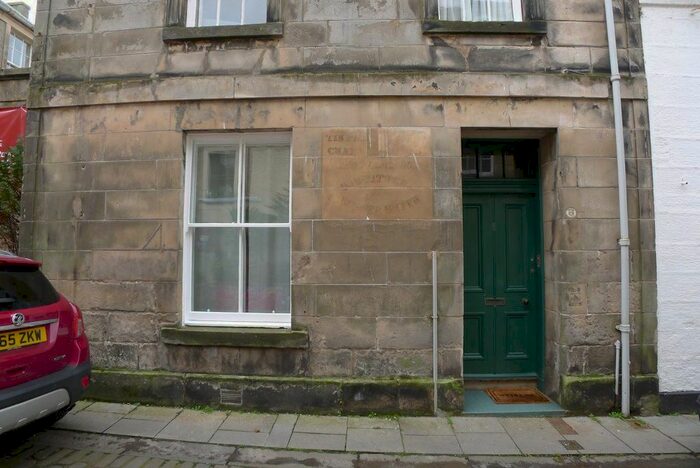 1 Bedroom Flat To Rent In A College Street, St Andrews, KY16