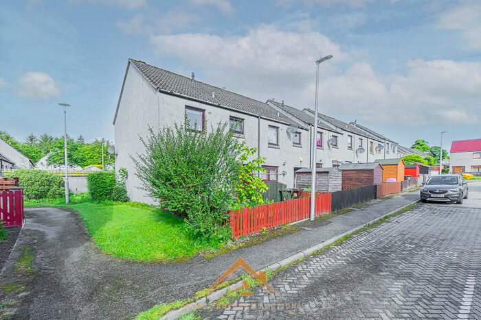 3 Bedroom End Of Terrace House For Sale In Kirkwall Avenue, Aberdeen, AB16