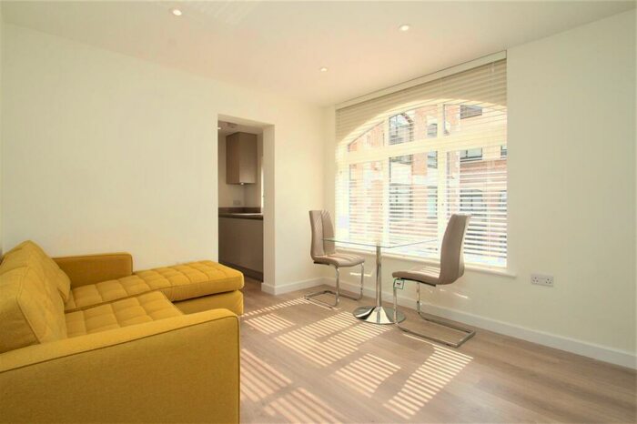 1 Bedroom Flat To Rent In Clifton Court, Corner Hall, Hemel Hempstead, HP3