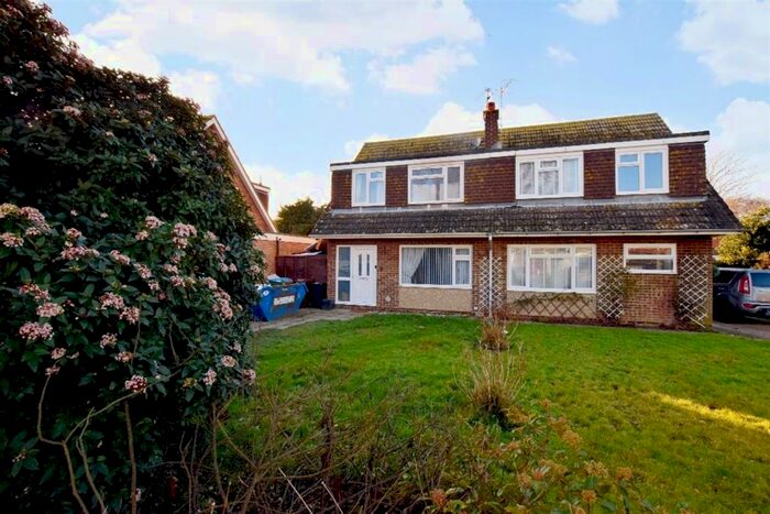 3 Bedroom Semi-Detached House To Rent In Bursledon Close, Bognor Regis, PO22