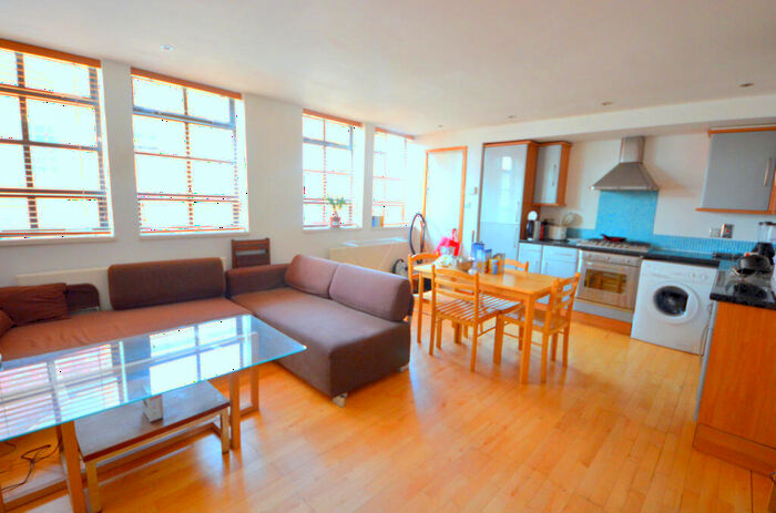 2 Bedroom Apartment To Rent In New Wharf Road, King's Cross, London, N1
