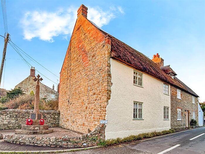4 Bedroom Cottage For Sale In North Road, Chideock, Bridport, DT6