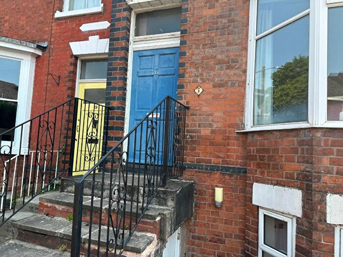 4 Bedroom End Of Terrace House To Rent In Church Street, Leamington Spa, Warwickshire, CV31