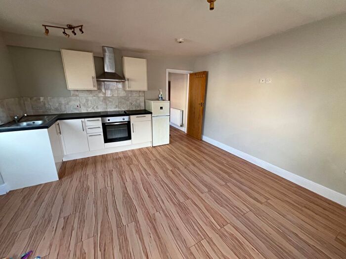 1 Bedroom Property To Rent In Carlton Road, Polygon, Southampton, SO15