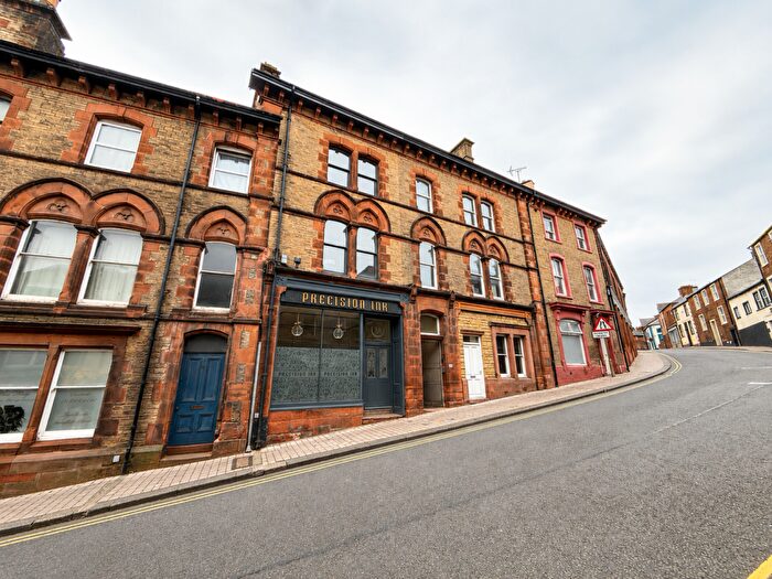 2 Bedroom Flat For Sale In B Castlegate, Penrith, CA11