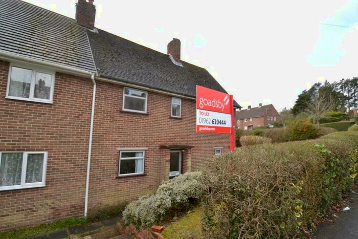 4 Bedroom Semi-Detached House To Rent In Stanmore, SO22