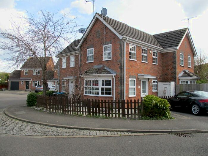 2 Bedroom Terraced House To Rent In Avocet Way, Aylesbury, HP19
