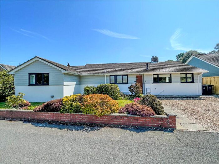 3 Bedroom Bungalow For Sale In Woodfield Gardens, Highcliffe On Sea, Christchurch, Dorset, BH23