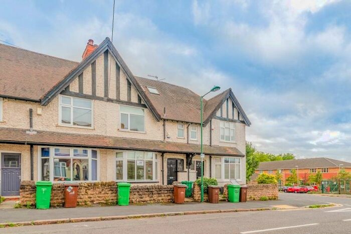 6 Bedroom Terraced House To Rent In Elmsthorpe Avenue, Lenton, Nottingham, NG7