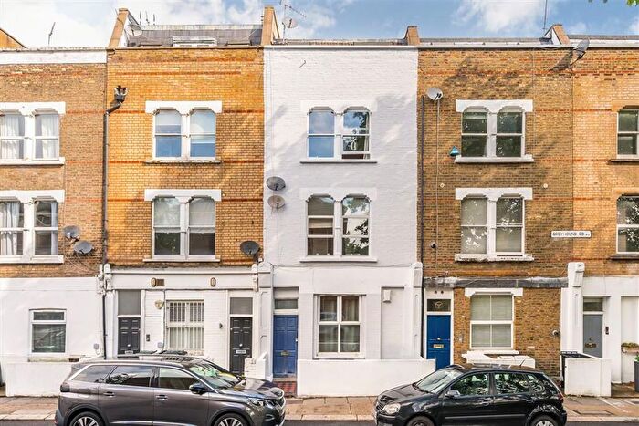 2 Bedroom Flat To Rent In Greyhound Road, Bishops Park, W6