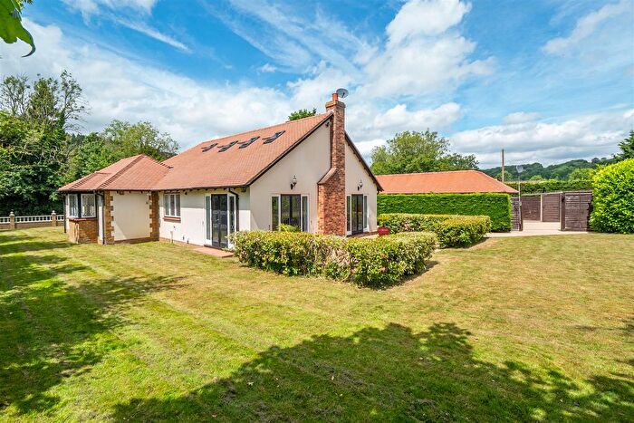 6 Bedroom Detached Bungalow For Sale In Knatts Valley Road, Knatts Valley, Sevenoaks, TN15