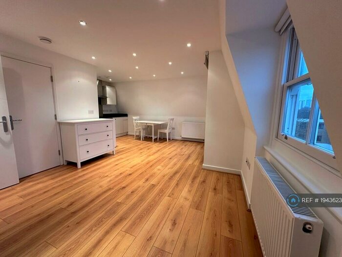 Studio To Rent In Pedlers Apartments, London, E3