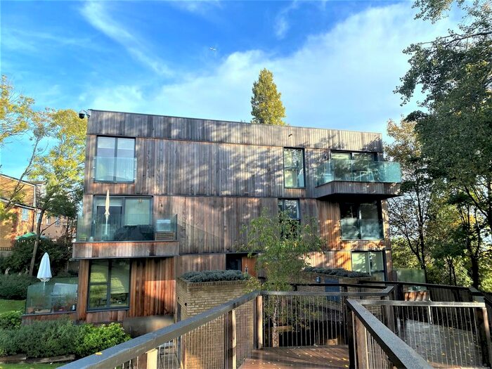 1 Bedroom Flat To Rent In Churchwood Gardens, Forest Hill, London, SE23