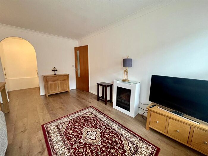 1 Bedroom Retirement Property To Rent In Homespire House, Knotts Lane, Canterbury, Kent, CT1