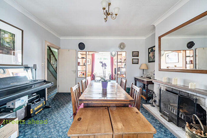 4 Bedroom Terraced House For Sale In Ingram Road, Thornton Heath, CR7