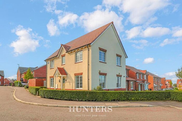 4 Bedroom Detached House For Sale In Harter Close, Middleton, M24