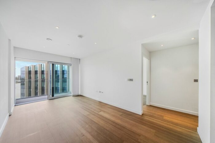 2 Bedroom Flat To Rent In No Upper Riverside, Greenwich Peninsula, London, SE10