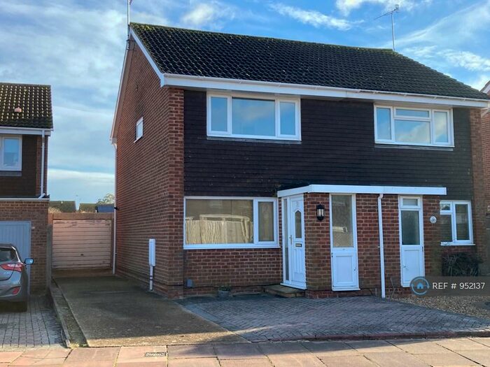 2 Bedroom Semi-Detached House To Rent In Montreal Way, Worthing, BN13