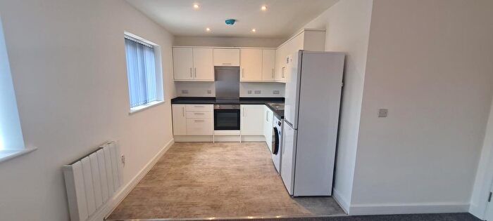 3 Bedroom Flat To Rent In Colwell Road, Cosham, Portsmouth, PO6