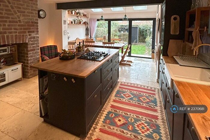 3 Bedroom Terraced House To Rent In Clarence Place, Bath, BA1