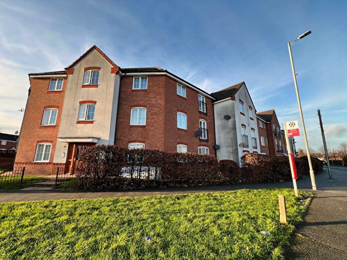2 Bedroom Flat To Rent In Walker Road, Bloxwich, WS3