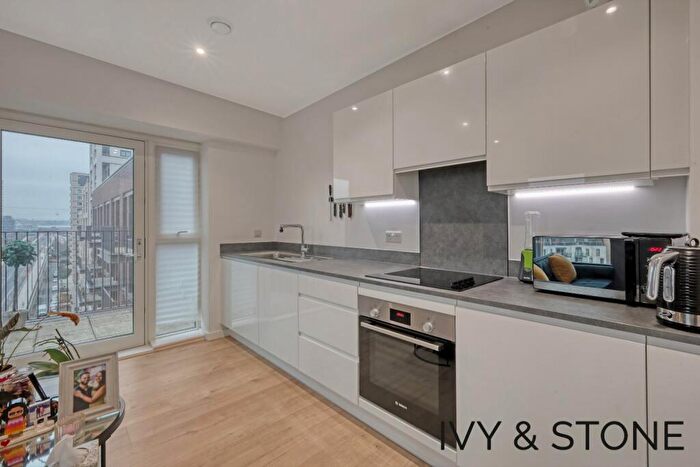 1 Bedroom Apartment For Sale In Effra Gardens, Silvertown Way, London, Greater London, E16