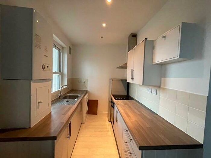 1 Bedroom Flat To Rent In Sandgate Road, Folkestone, CT20