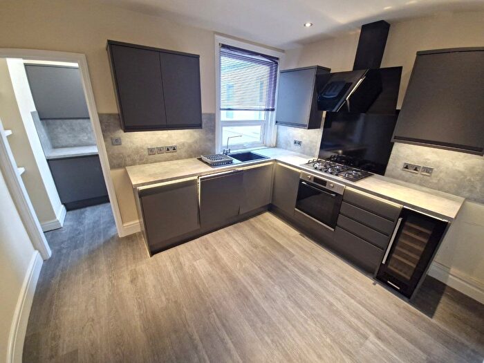 3 Bedroom Flat To Rent In Victoria Road West, Thornton-Cleveleys, FY5