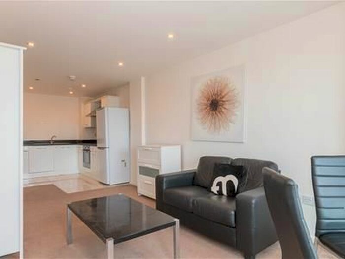 1 Bedroom Block Of Flats To Rent In Masshouse Plaza, Birmingham, B5