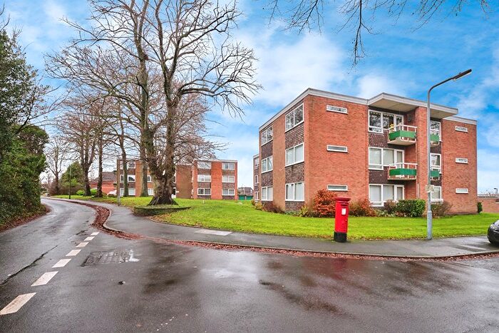 2 Bedroom Flat For Sale In Ambury Way, Birmingham, B43