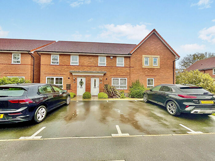 3 Bedroom Town House For Sale In Brutus Court, North Hykeham, LN6