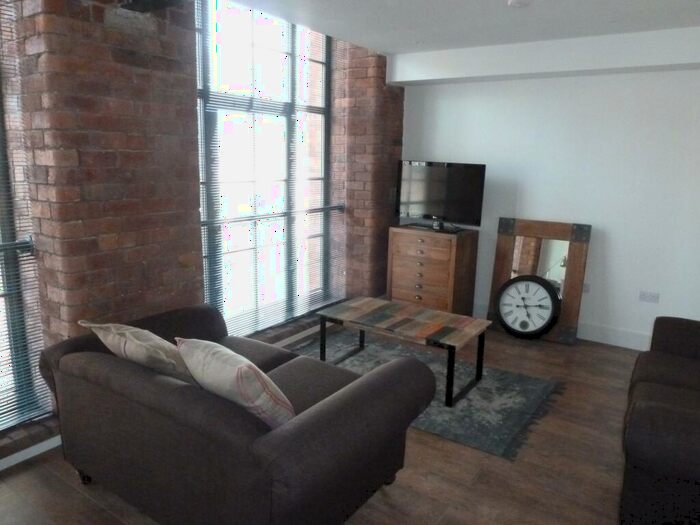 1 Bedroom Flat To Rent In Crispin Lofts, New York Road, Leeds, West Yorkshire, LS2